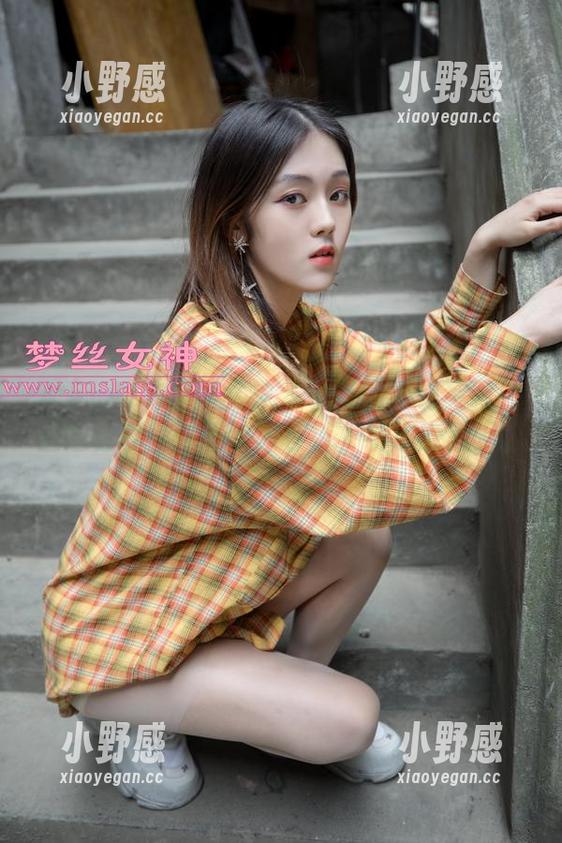 MSLASS梦丝女神 - 小茶的灵魂剪影：图包分享，你看这内在纯，有点意思吧。