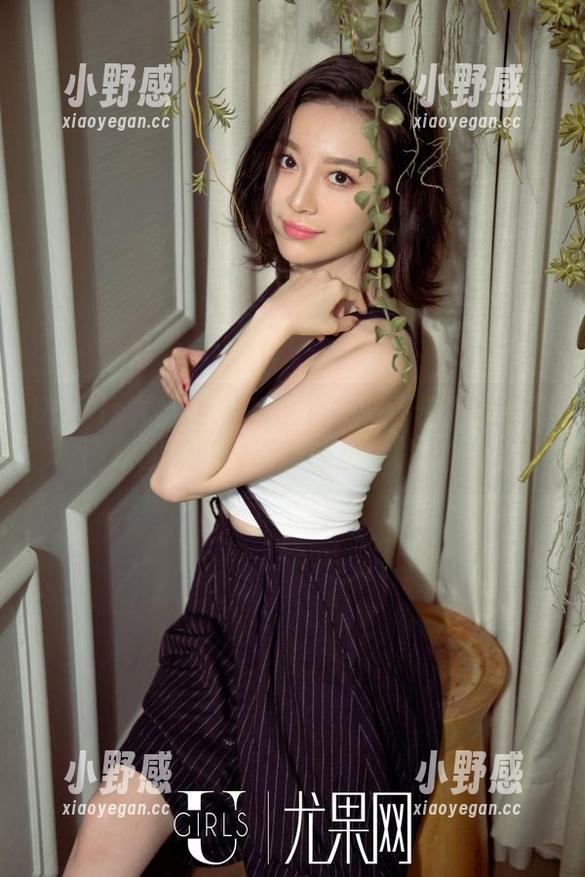 UGirls尤果网 - 在这儿找到乔依琳的套装，原图和资源带你走进她的故事！