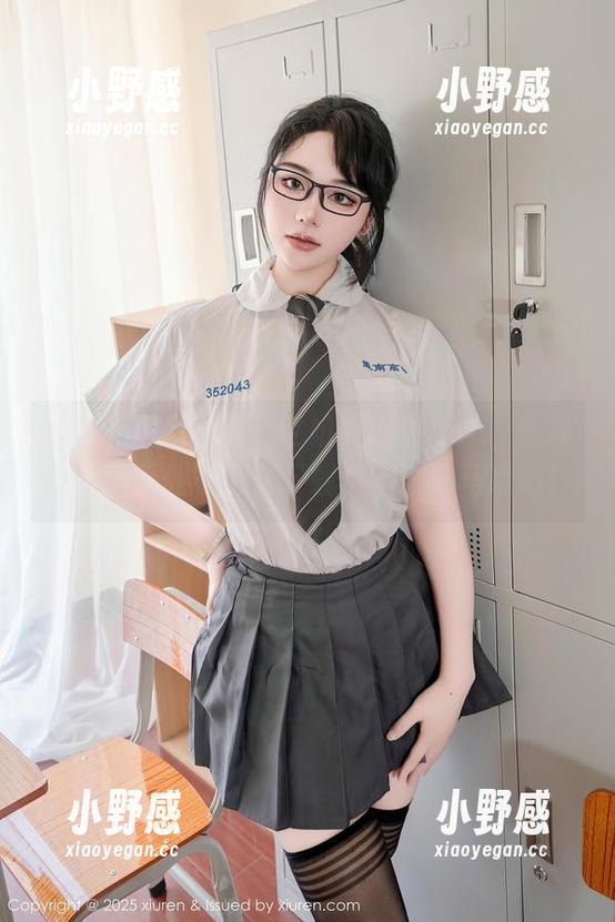 Xiuren秀人网 - 空姐夏诗雯Sally全集：美照无处不在，下载也不准打马虎眼！