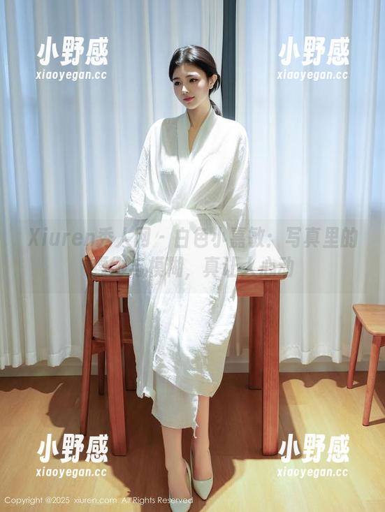 Xiuren秀人网 - 白色小嘉敏：写真里的缥缈与模糊，真让人心动