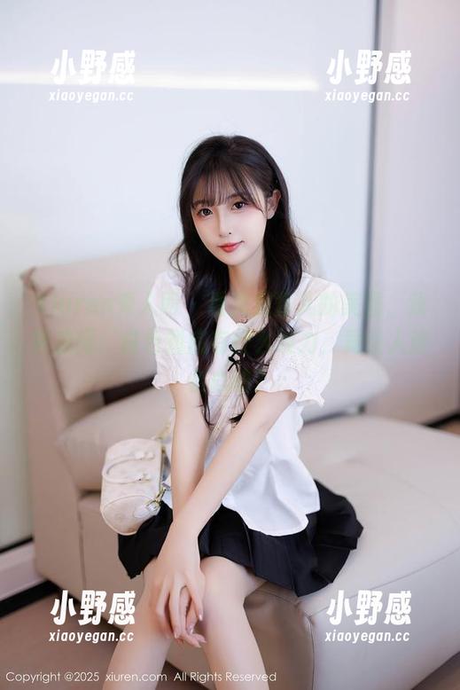 Xiuren秀人网 - 看完月酱儿的美图，我真想问：白色到底有什么魔力，竟让人这么心动？
