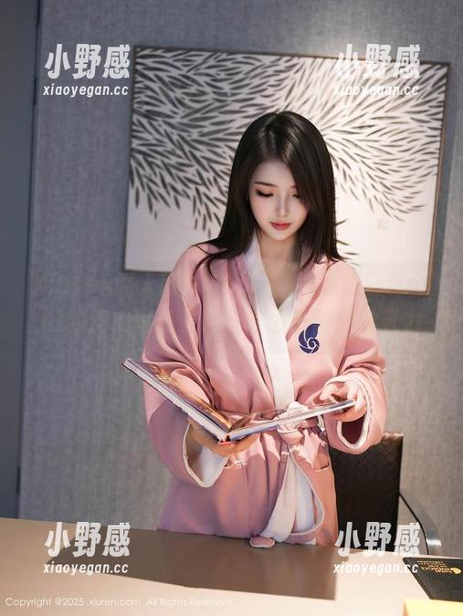 Xiuren秀人网 - 来，在线看看蕊蕊ruirui的皮衣写真，浑身散发着微妙的张力
