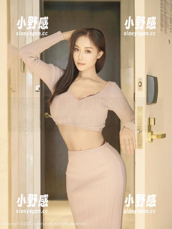 Xiuren秀人网 - 更新！雨夕cy裸足套图，给生活来点清新的雨露！