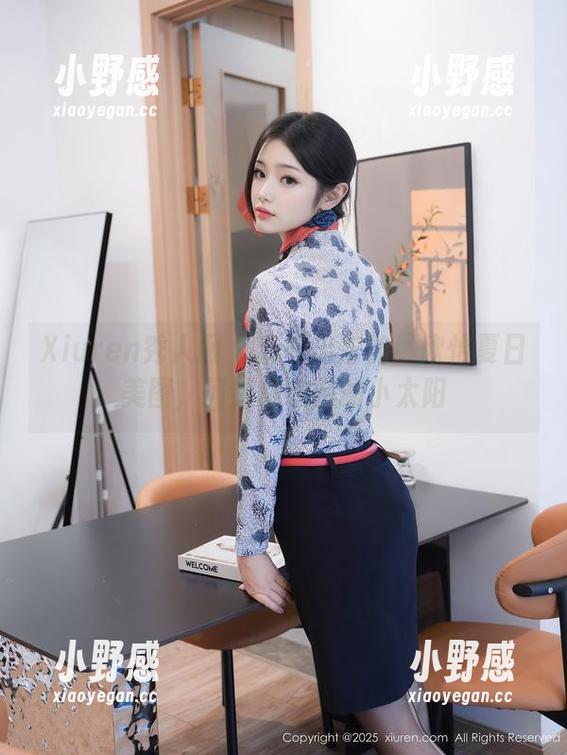 Xiuren秀人网 - 新鲜出炉的顾欣怡夏日美图，闪到你眼前的小太阳