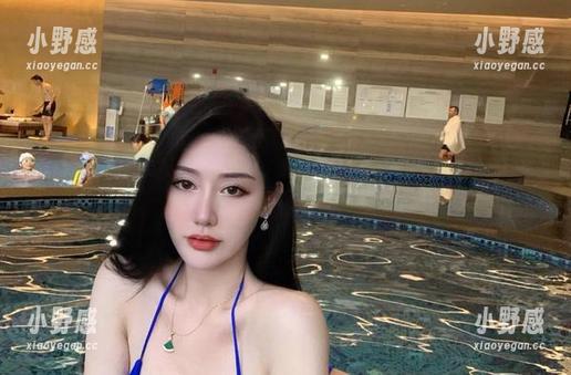 微密圈 - 白丝与不爱笑的赛琳：免费写真中的浓重氛围，感觉穿越了哦！