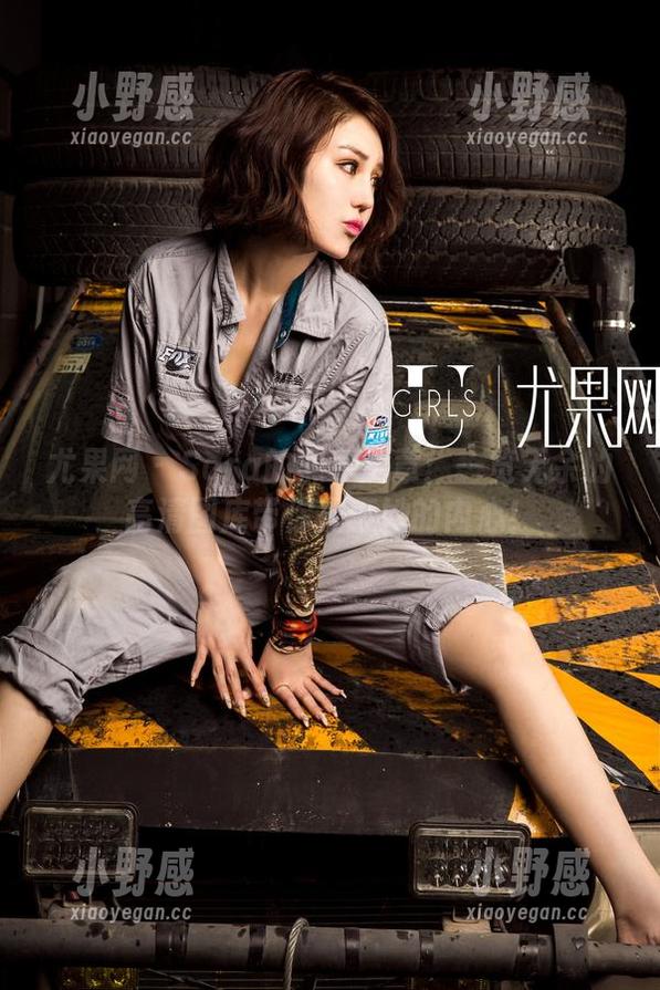 尤果网 - Sara的黑色篇章：一览无余的高清图库带你摸索她的内心！