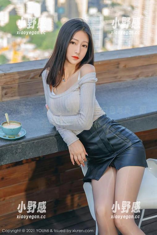 尤蜜荟 - 看樱小白baby的白色写真，阳光都变得不好意思了！