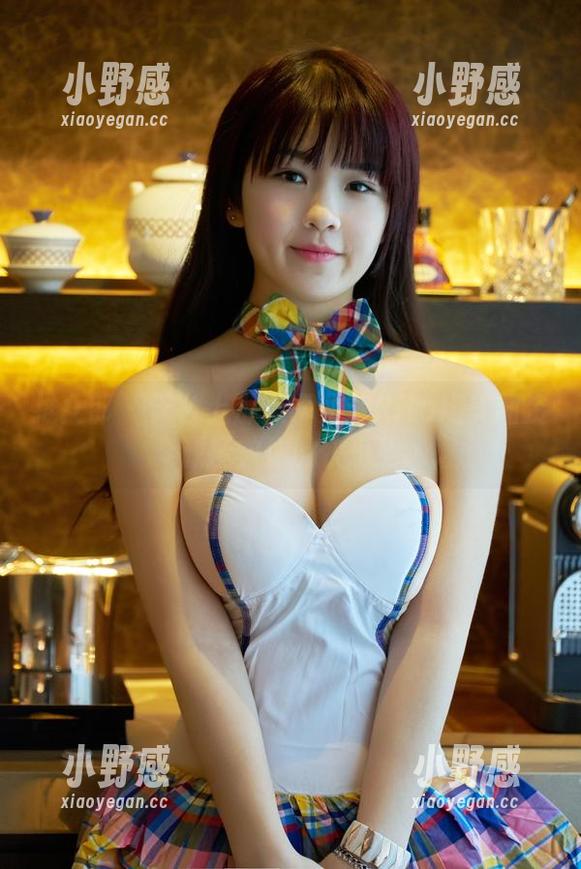 推女郎 - 天台上那点事儿：Rita用美图资源拯救你的快乐！