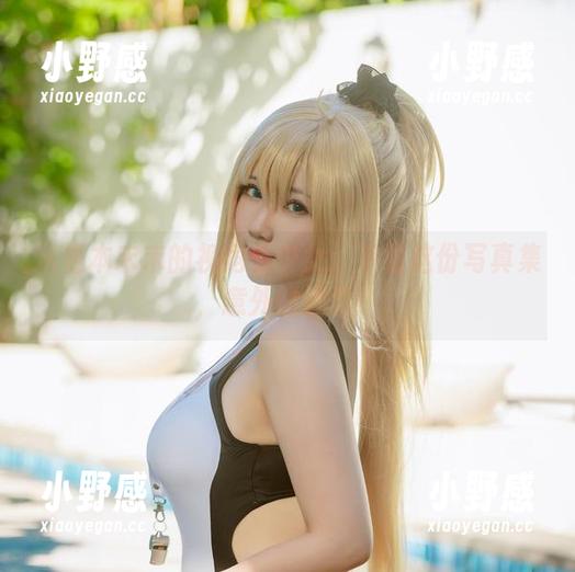 从是本末末的视角看少女：下载这份写真集，意外的温柔！