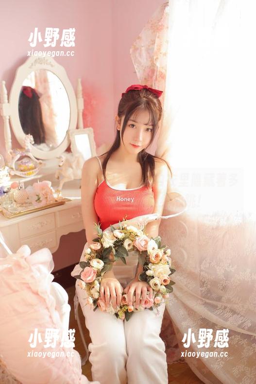 打开猫九酱的图包，性感内衣里隐藏着多少秘密？答案让人脸红心跳！