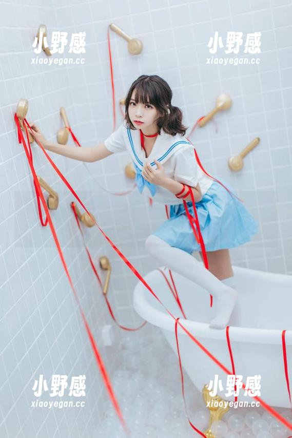 潮流与清新同在，疯猫ss的高清少女写真等你来下载！