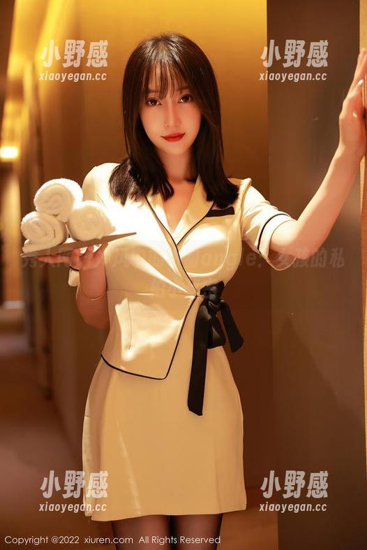 秀人网 - 冷风中的小甜angle：女孩的私拍小秘密