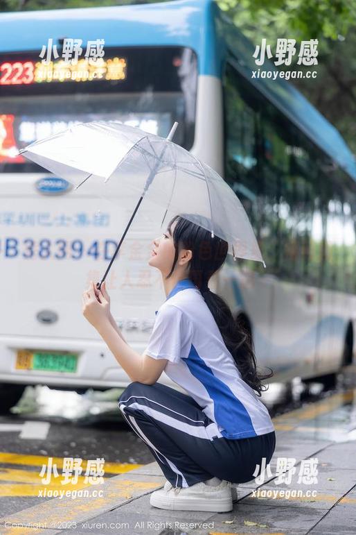 秀人网 - 在李金金的粉色世界里，福利图集让人忍不住再看一遍～