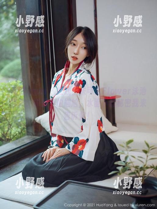 花漾show - 在线！朱可儿Flower泳池写真：原图不怕尴尬，水面下的秘密我来告诉你！
